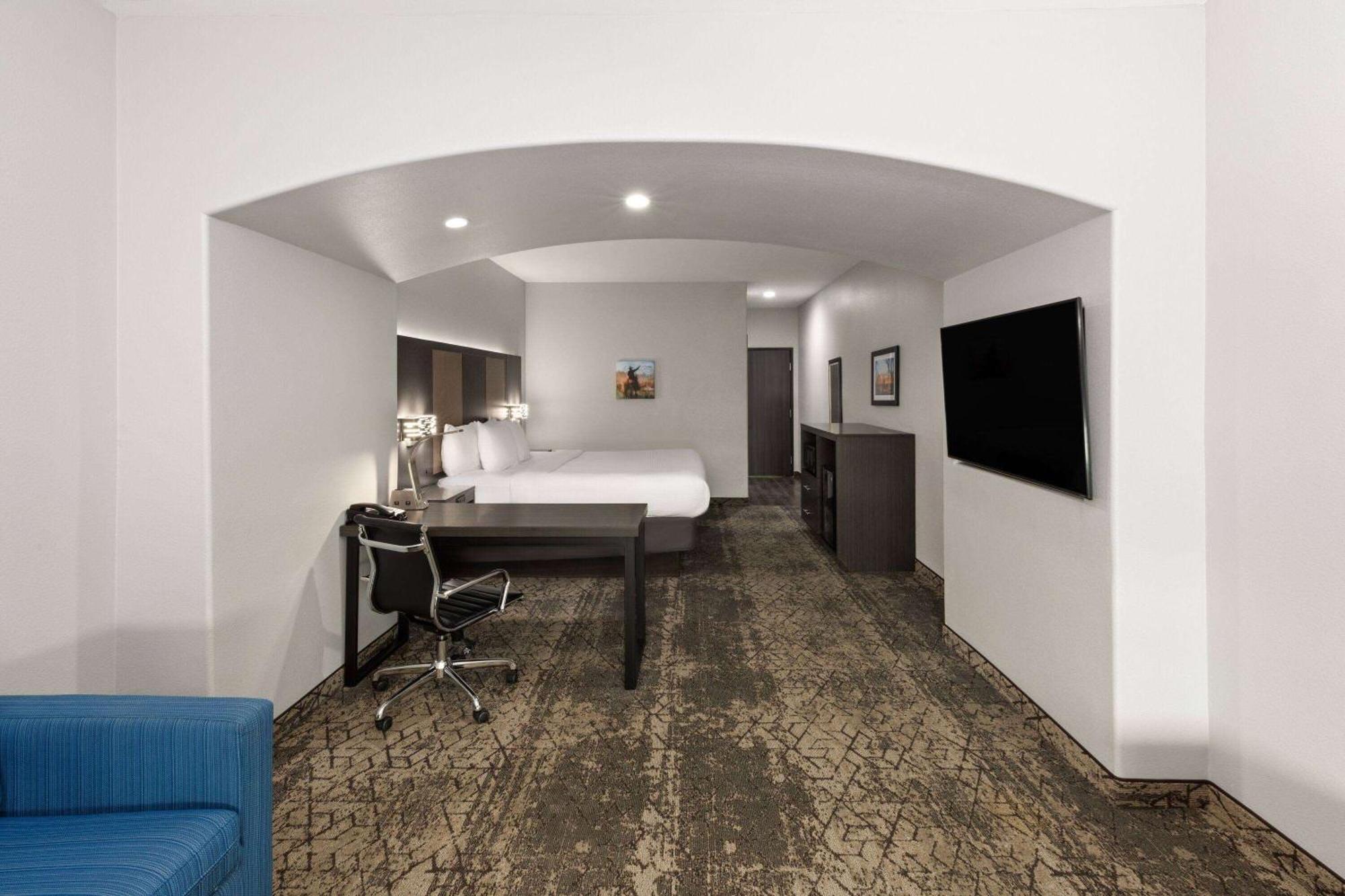 La Quinta By Wyndham แมคอเลสเตอร์ ภายนอก รูปภาพ